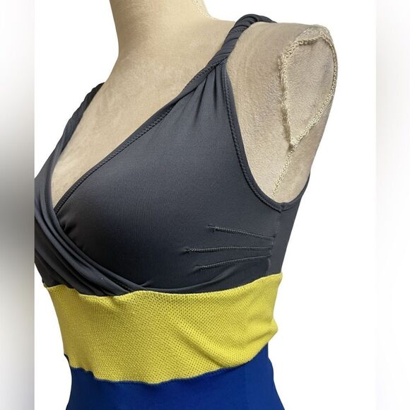 VPL One Piece Color Block Bathing Suit w/Twisted Straps (Size: Medium) - Picture 5 of 10